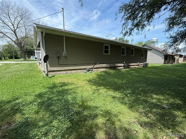 $119,000 | 205 South 6th, Shelbina, MO 63468