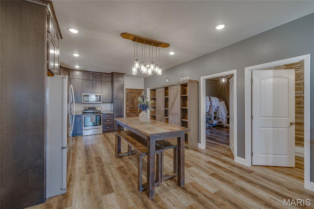 3736 Russell Road Park Hills, MO 63601 - Photo 4 of 34