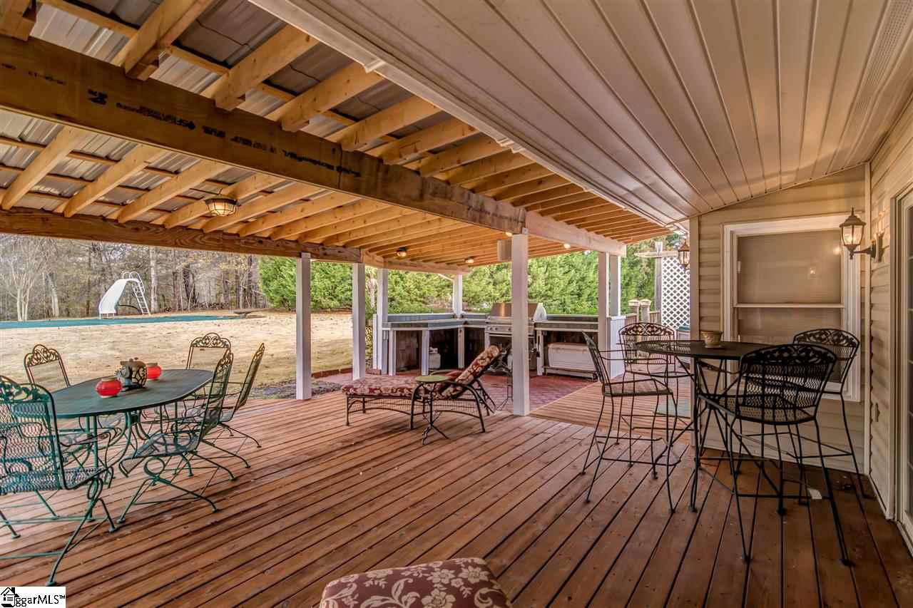 716 Tanner Road Taylors, SC 29687 - Photo 3 of 36
