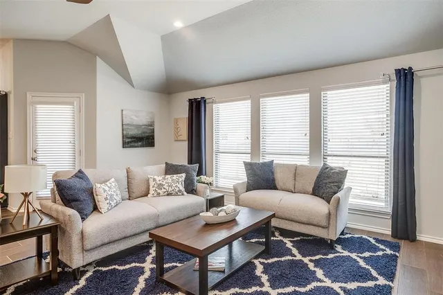 $565,000 | 6829 Canyon Rock Drive, Benbrook, TX 76126