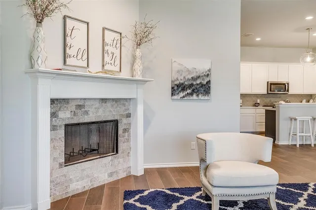 $565,000 | 6829 Canyon Rock Drive, Benbrook, TX 76126