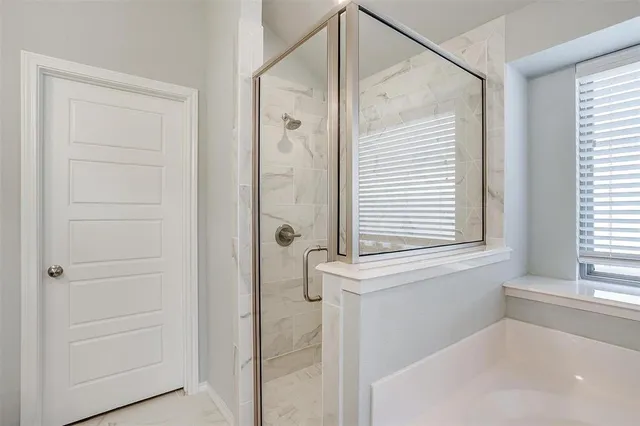 $565,000 | 6829 Canyon Rock Drive, Benbrook, TX 76126