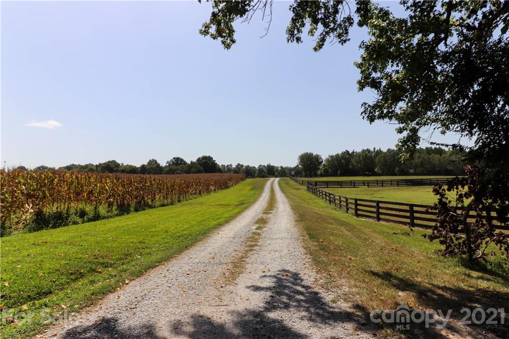 1424 Clarence Secrest Road Monroe, NC 28110 - Photo 2 of 46 Gallery Image 2