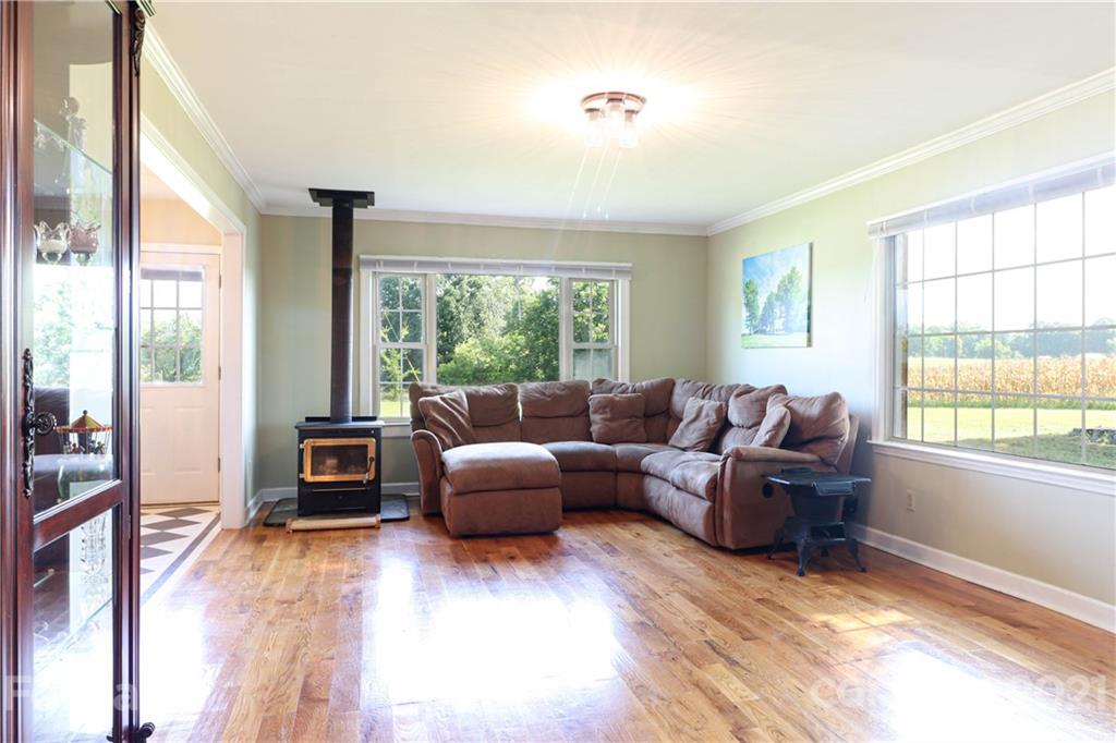 1424 Clarence Secrest Road Monroe, NC 28110 - Photo 5 of 46 Gallery Image 5