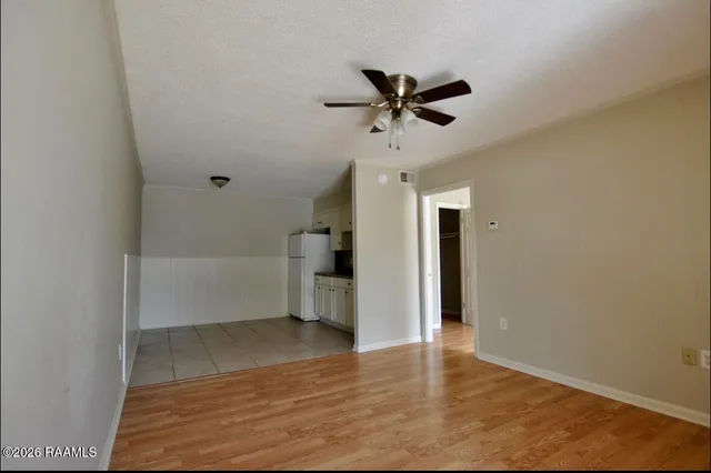 $800 | 327 General Mouton Avenue, Unit 2, Lafayette, LA 70501