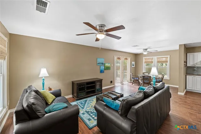 $319,000 | 313 North Eleventh Street, Fulton, TX 78382