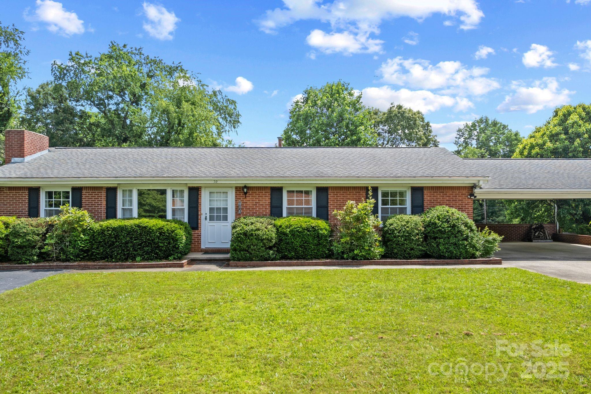 53 Grandview Road Asheville, NC 28806 - Photo 3 of 46 Gallery Image 3
