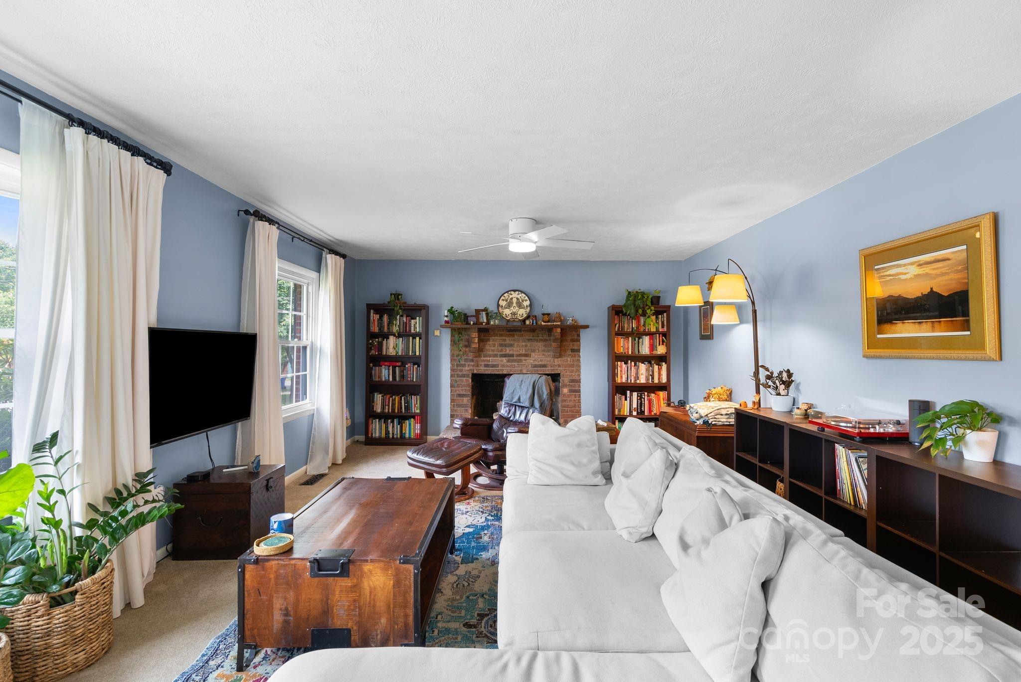 53 Grandview Road Asheville, NC 28806 - Photo 8 of 46 Gallery Image 8