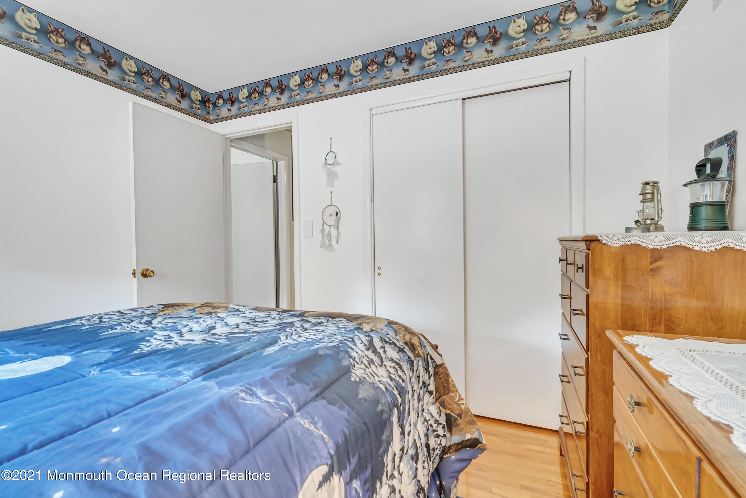 87 Jackson Mills Road Jackson, NJ 08527 - Photo 25 of 32 a bedroom with a bed and a dresser