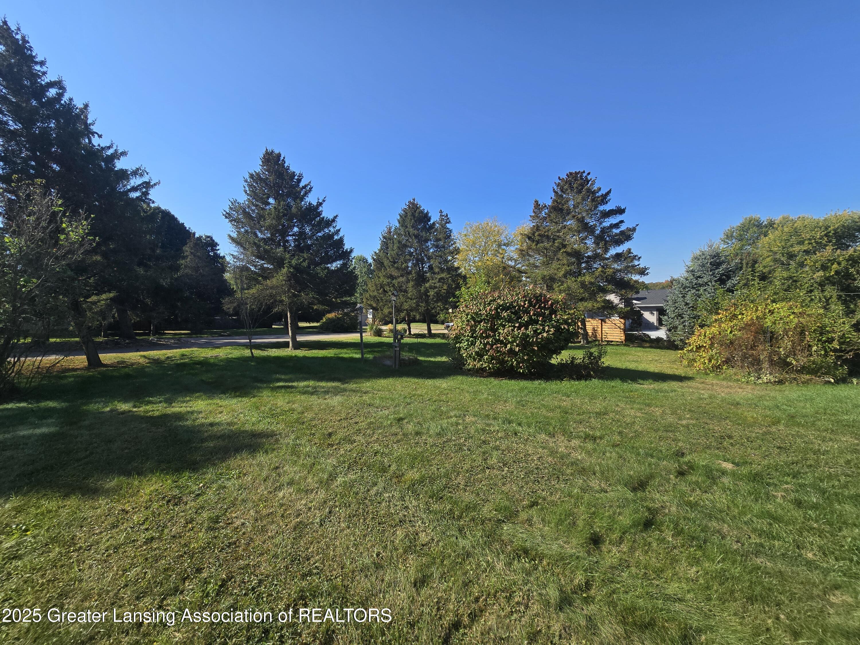 6369 Creyts Road Dimondale, MI 48821 - Photo 43 of 52 20251005_110836