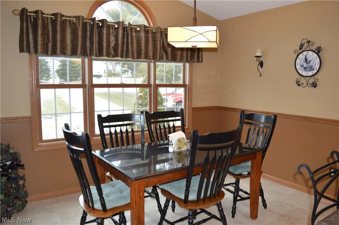 6979 Wadsworth Road Medina, OH 44256 - Photo 6 of 35 Gallery Image 6