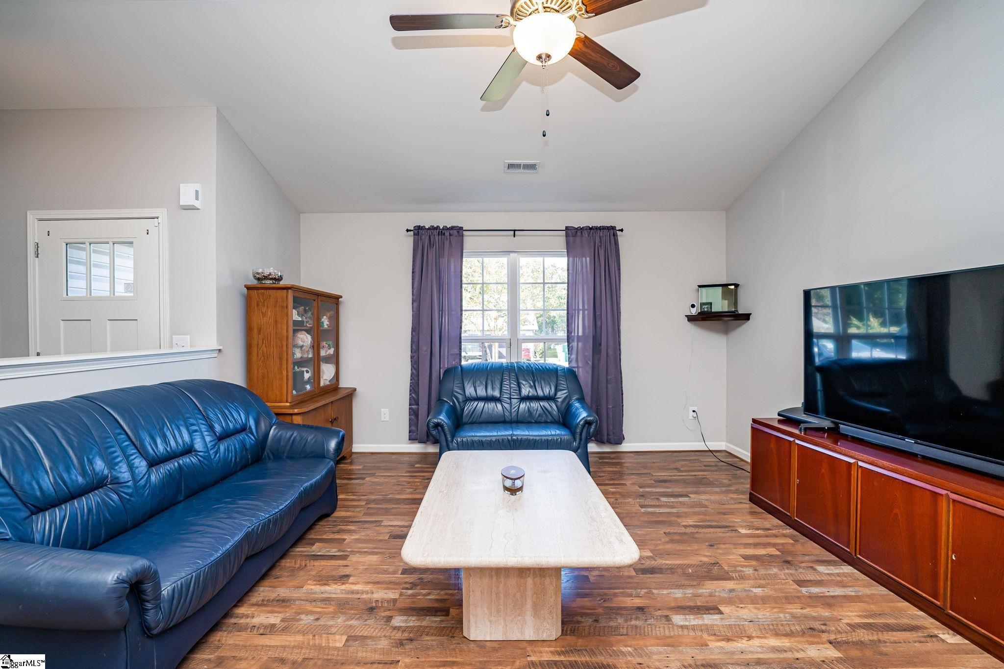 315 Catterick Way Fountain Inn, SC 29644 - Photo 3 of 21 Gallery Image 3