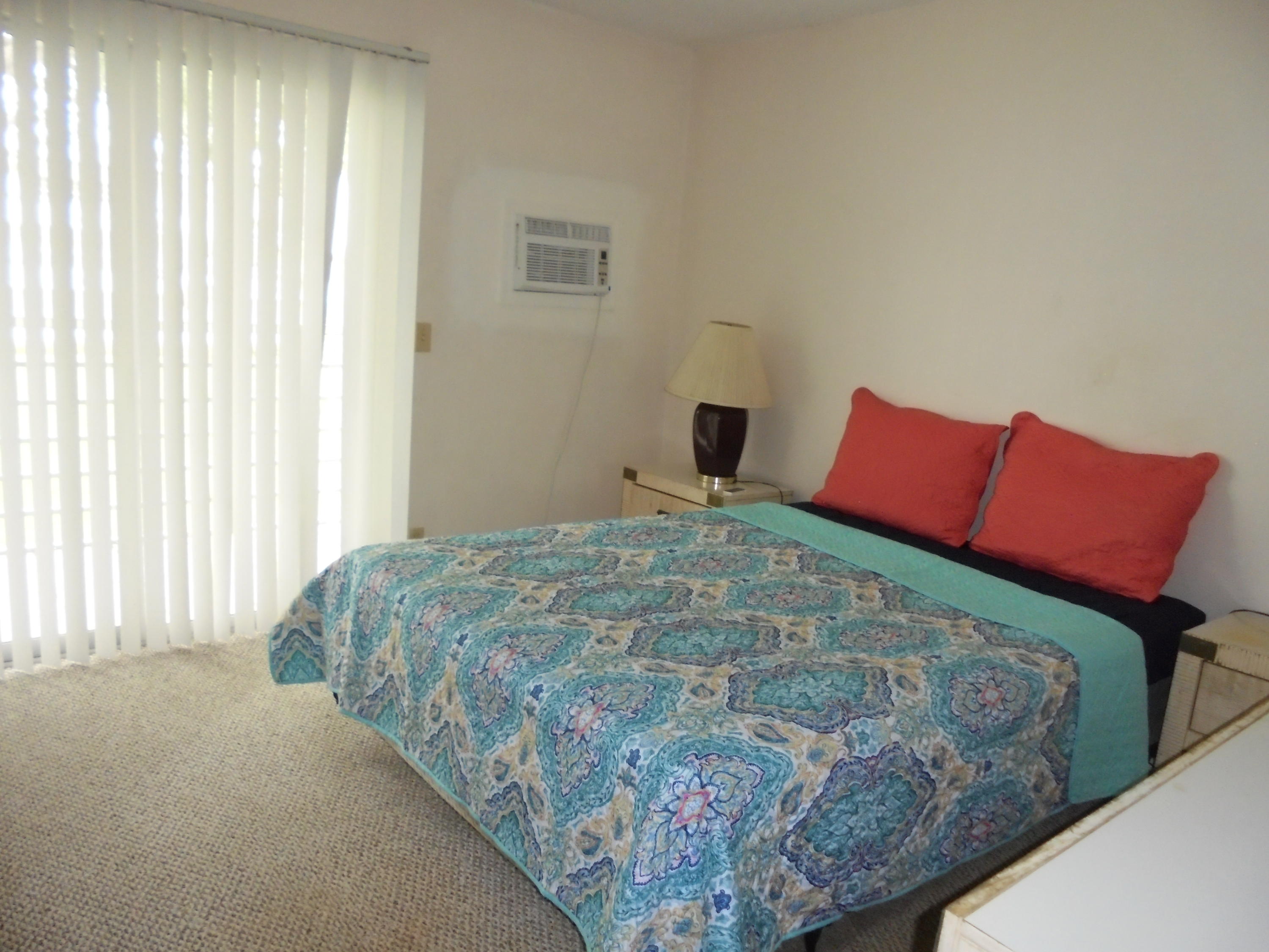 274 Mansfield H Boca Raton, FL 33434 - Photo 7 of 14 274 Mansfield G 04.01.19 007
