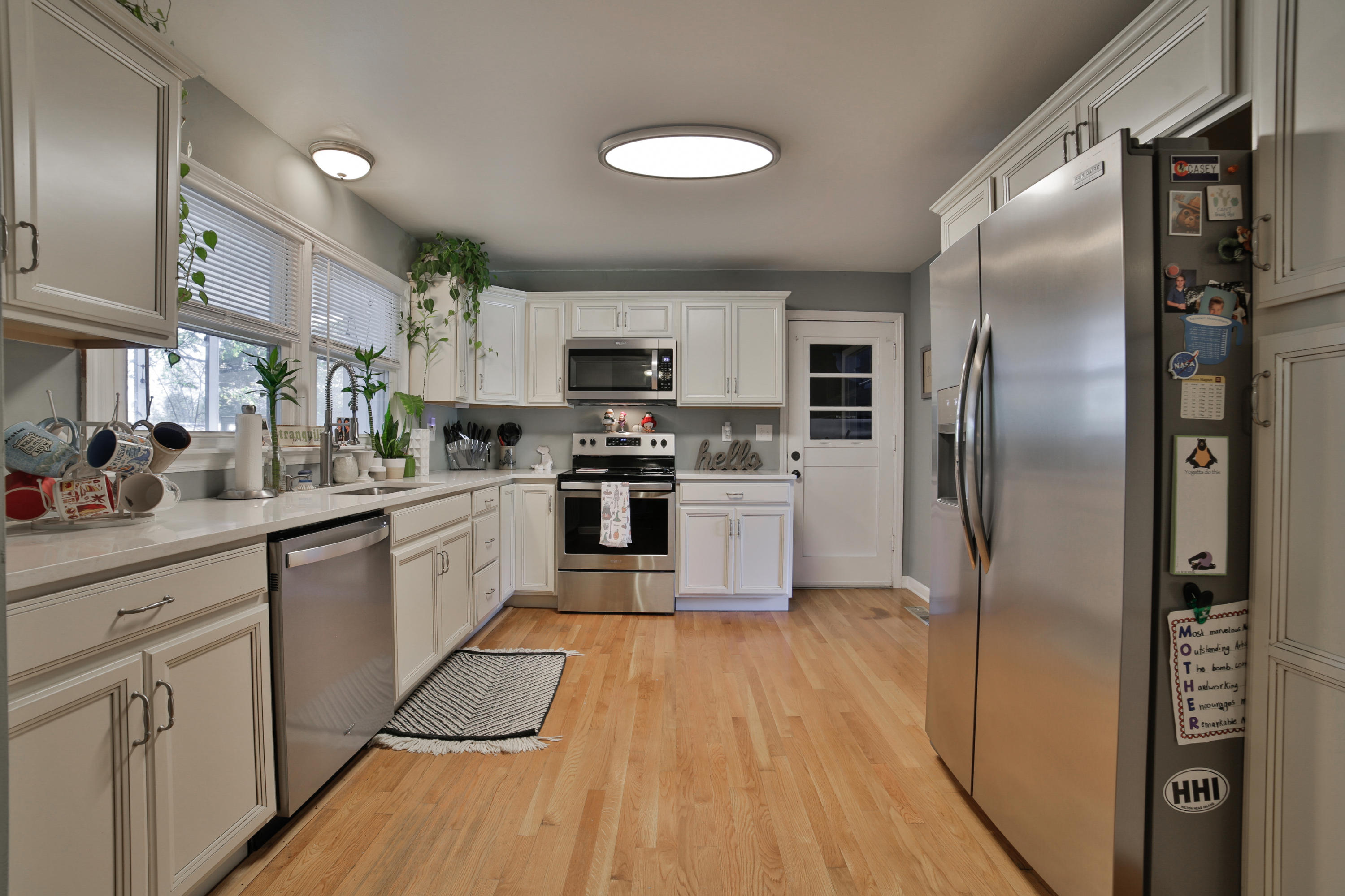 1610 John Ross Road Chattanooga, TN 37412 - Photo 6 of 35 Spacious kitchen