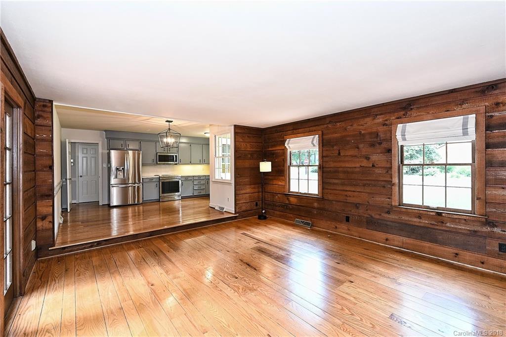 5834 Kirkpatrick Road Charlotte, NC 28211 - Photo 11 of 29 Gallery Image 11