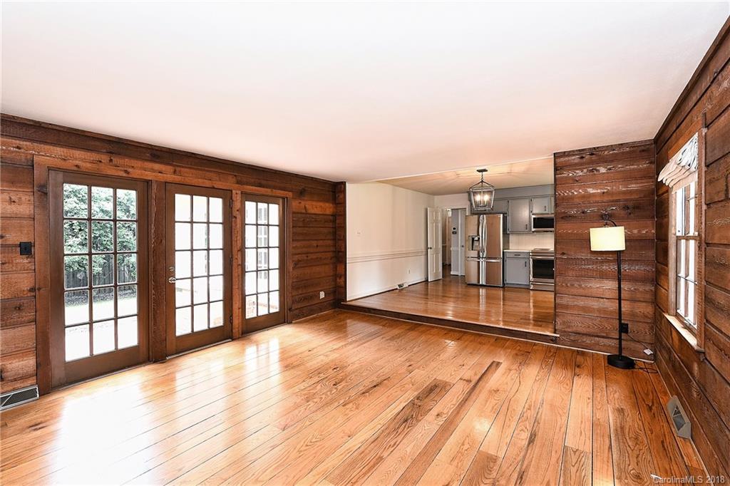 5834 Kirkpatrick Road Charlotte, NC 28211 - Photo 12 of 29 Gallery Image 12