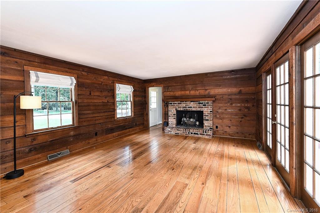 5834 Kirkpatrick Road Charlotte, NC 28211 - Photo 10 of 29 Gallery Image 10