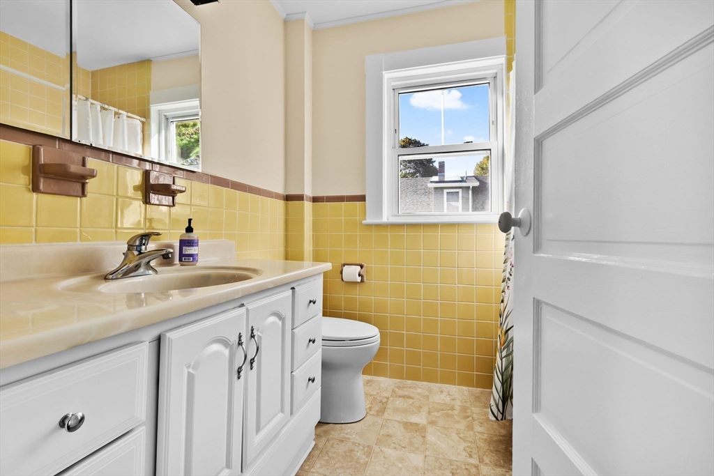 23 Fairview Avenue Beverly, MA 01915 - Photo 20 of 29