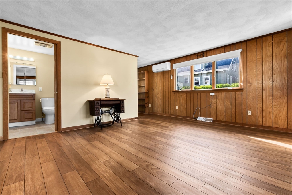 23 Fairview Avenue Beverly, MA 01915 - Photo 9 of 29