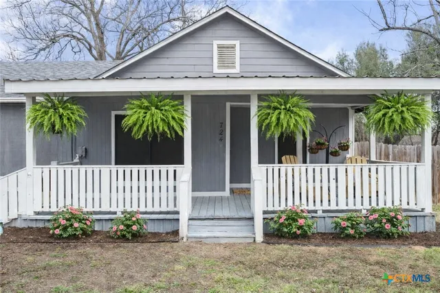 $184,481 | 724 Scarbrough Street, Rockdale, TX 76567