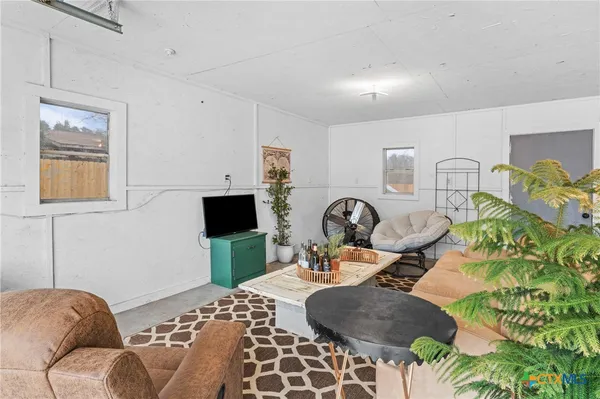 $169,000 | 724 Scarbrough Street, Rockdale, TX 76567