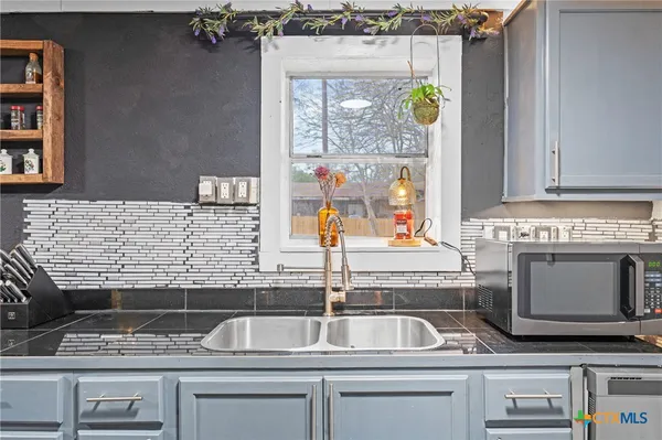 $169,000 | 724 Scarbrough Street, Rockdale, TX 76567