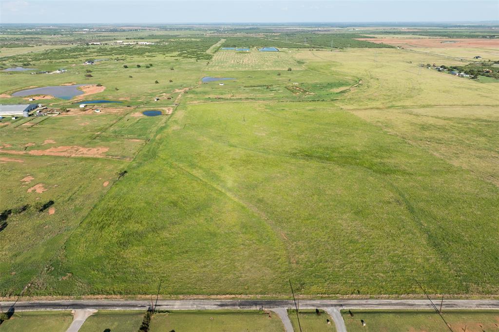 133 Parker Wichita Falls Wichita Falls, TX 76310 - Photo 8 of 19 a view of an ocean