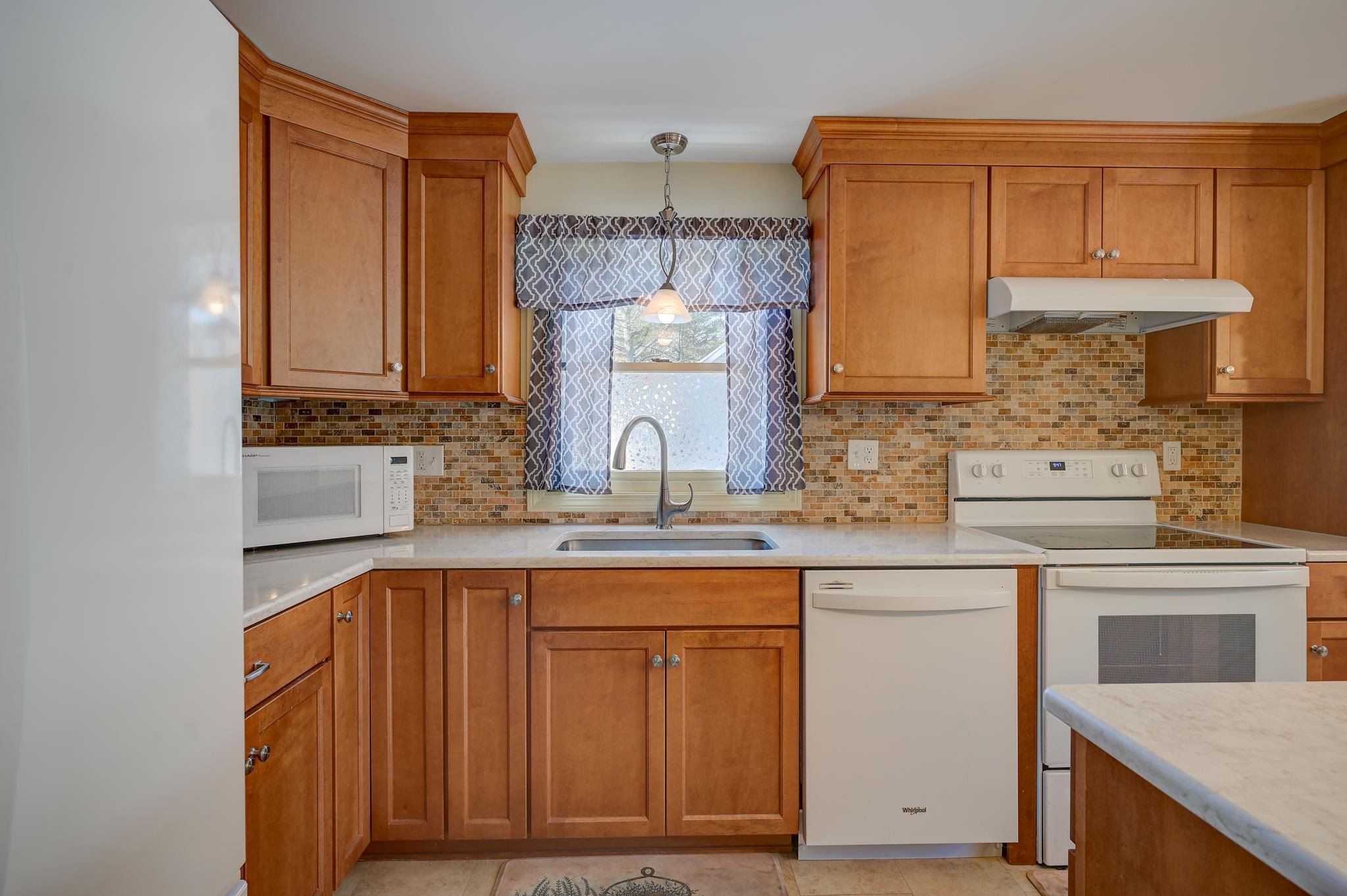 27 Heather Lane Conway, NH 03860 - Photo 11 of 41