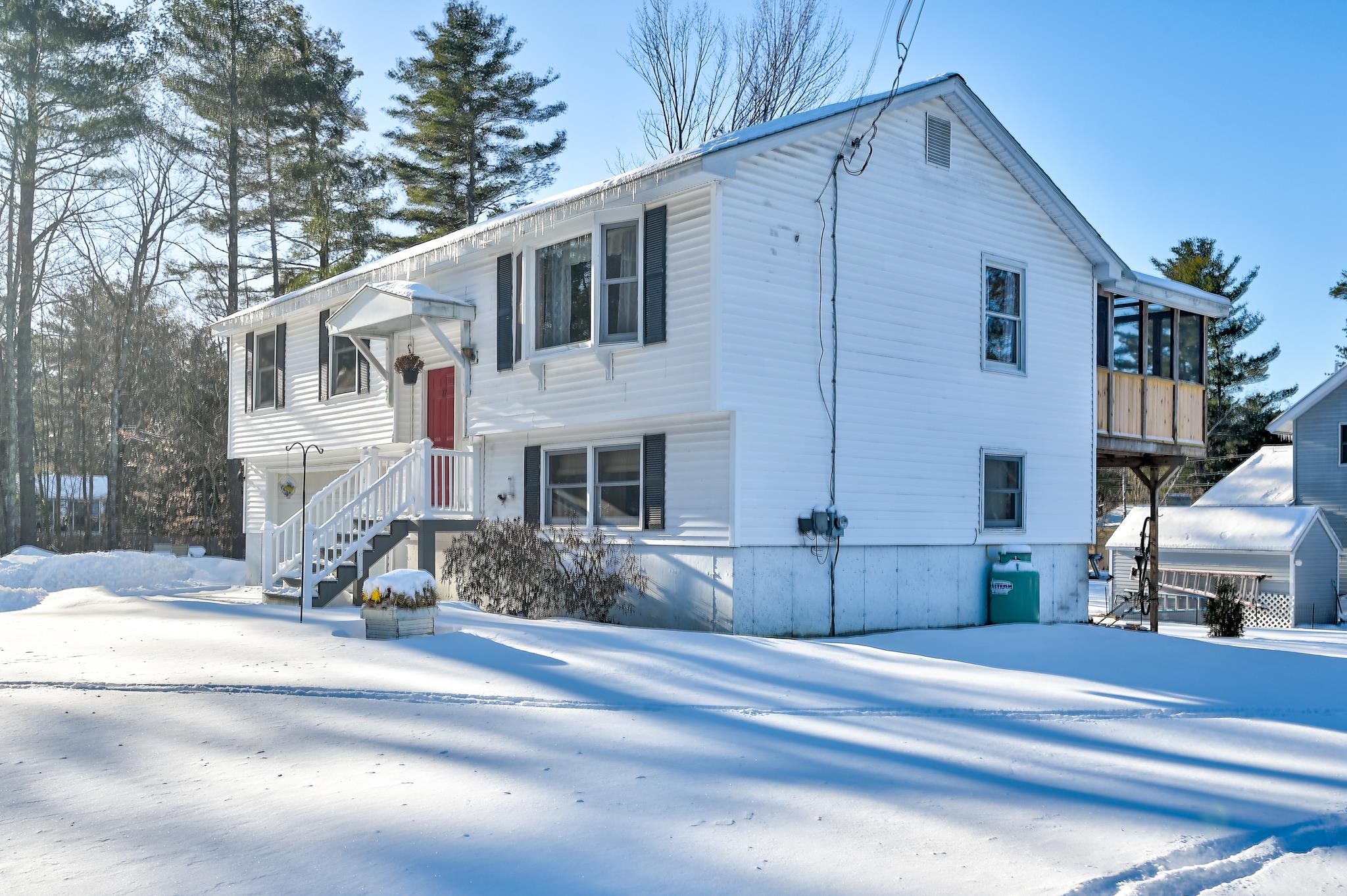 27 Heather Lane Conway, NH 03860 - Photo 3 of 41