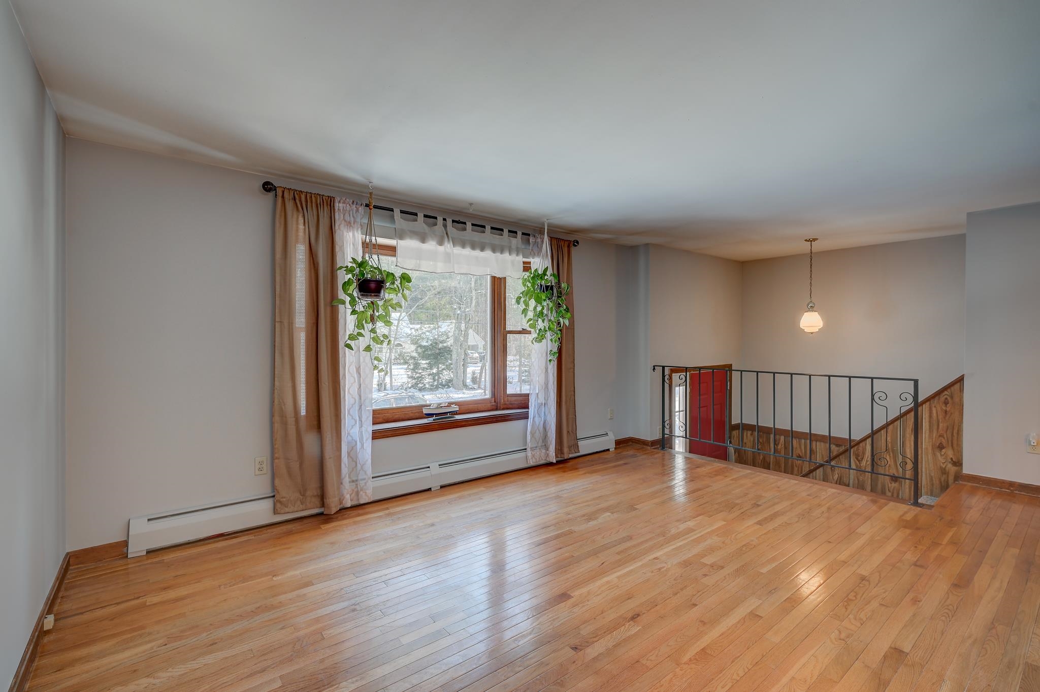 27 Heather Lane Conway, NH 03860 - Photo 4 of 41