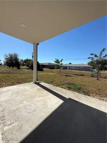 $2,300 | 1914 Northeast 18th Avenue, Cape Coral, FL 33909