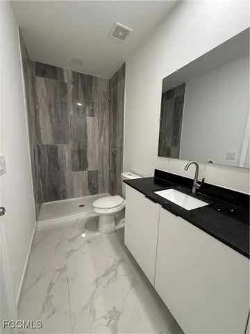 $2,300 | 1914 Northeast 18th Avenue, Cape Coral, FL 33909