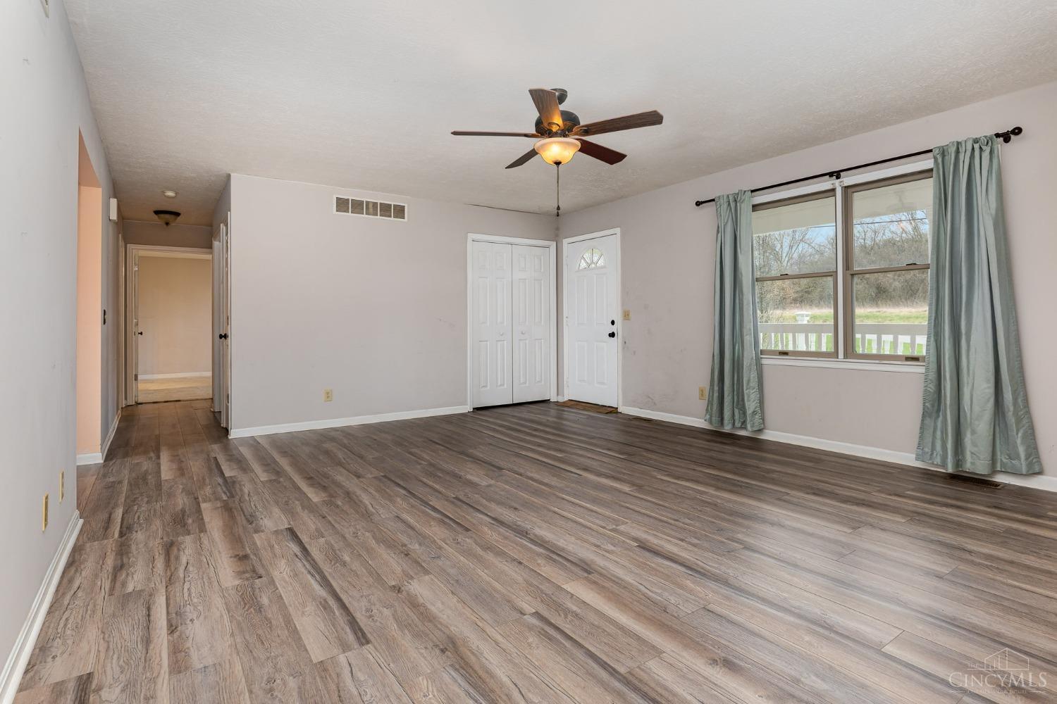 2094 Gardner Road Hamilton, OH 45013 - Photo 8 of 31