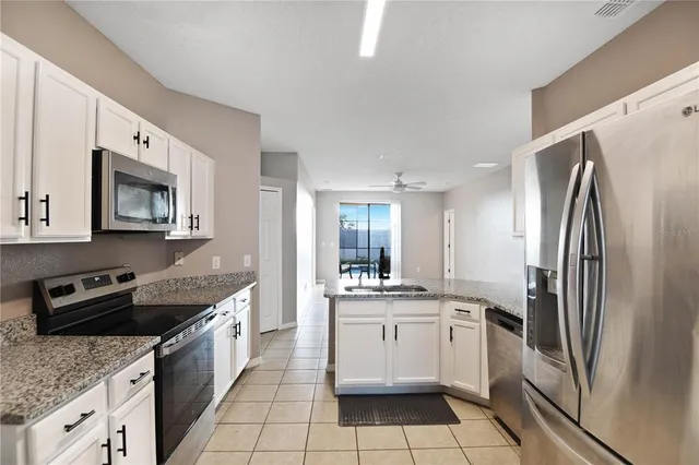 $2,300 | 915 Knollwood Drive, Davenport, FL 33837