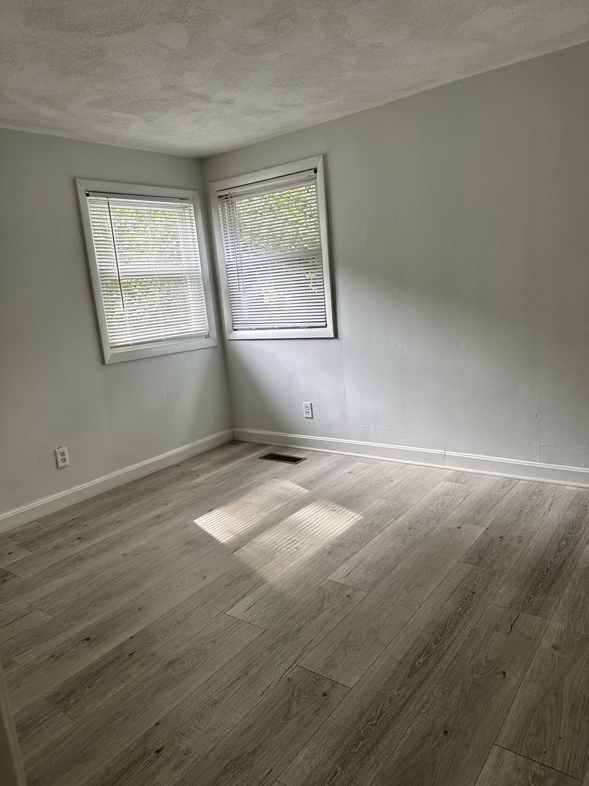 157 Union Street, Unit 2 Walpole, MA 02032 - Photo 16 of 22 Gallery Image 16