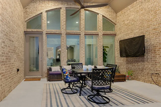 a view of yard with grass and a trees