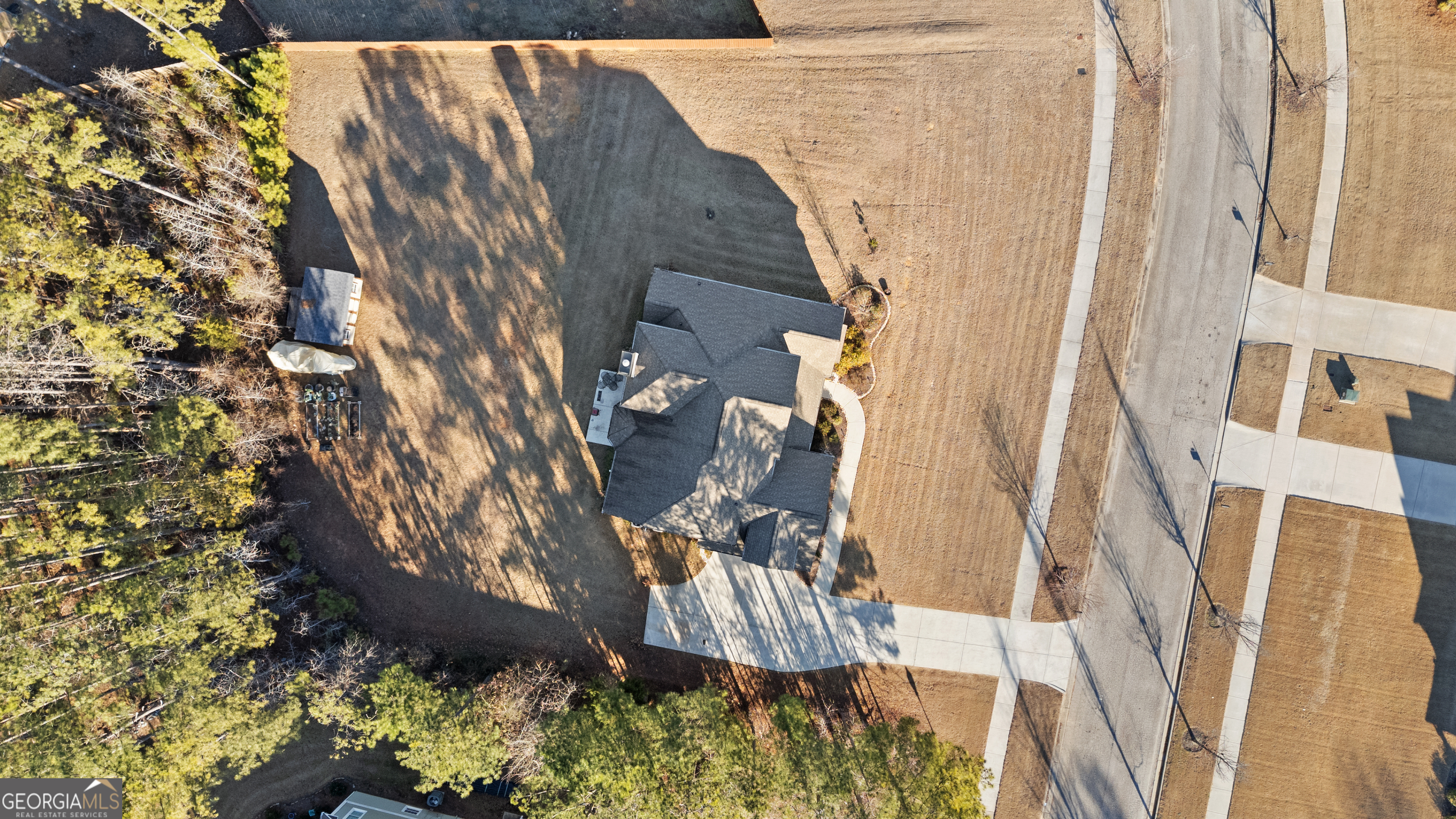 170 Homestead Circle Forsyth, GA 31029 - Photo 9 of 35