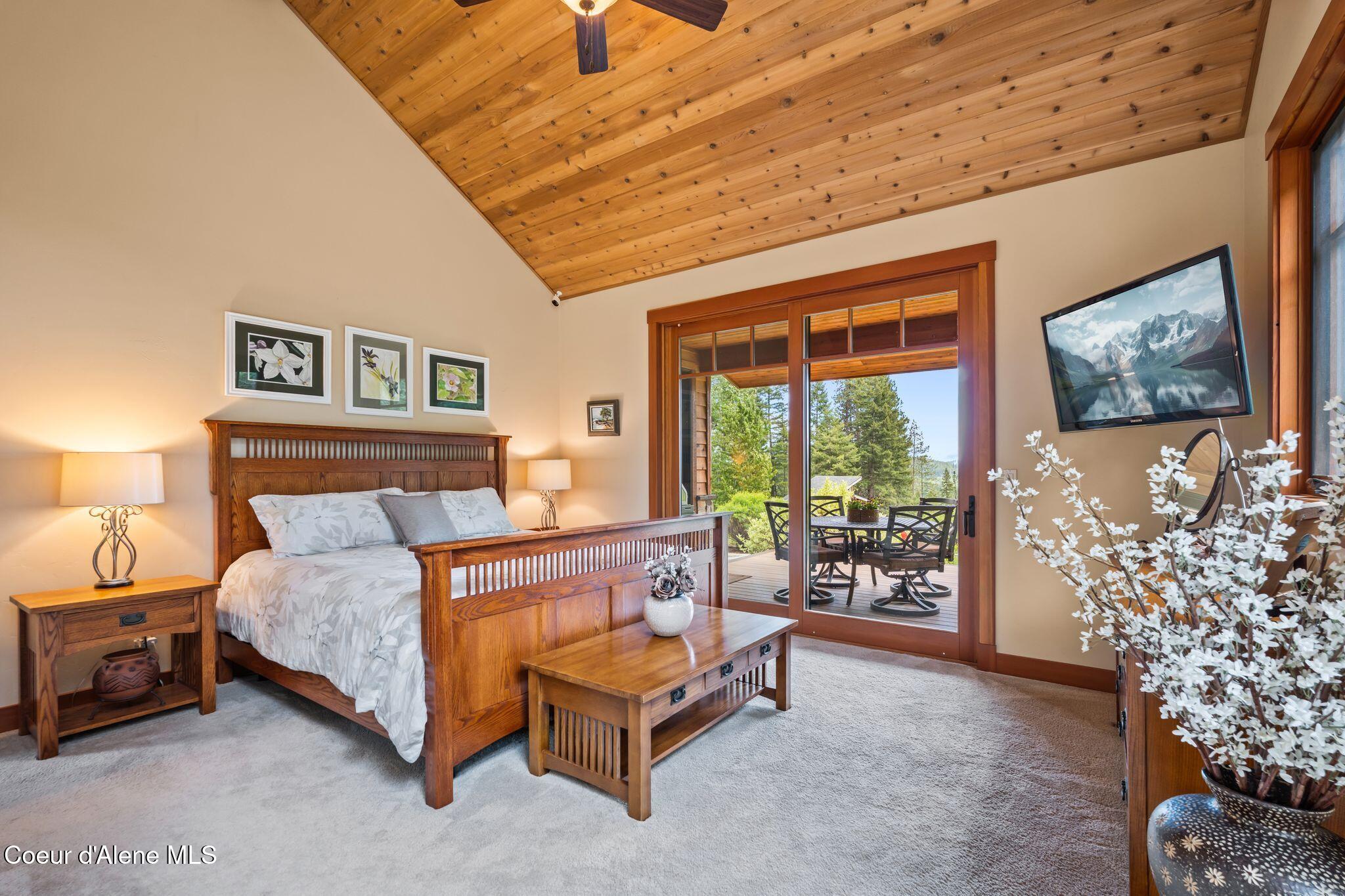 294 Rincon Drive Sandpoint, ID 83864 - Photo 23 of 96 Primary Suite Retreat