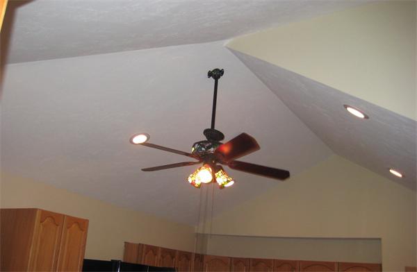588 Nashua Road Dracut, MA 01826 - Photo 4 of 20 Gallery Image 4