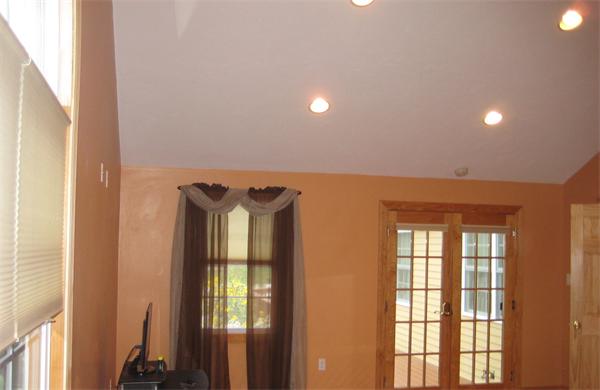588 Nashua Road Dracut, MA 01826 - Photo 6 of 20 Gallery Image 6