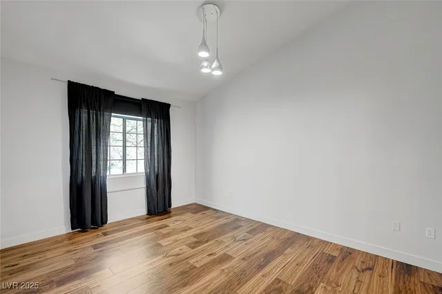 $2,000 | 75 North Valle Verde Drive, Unit 1324, Henderson, NV 89074