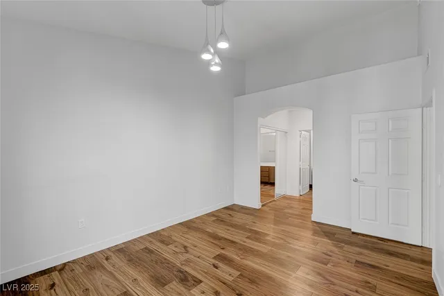 $2,000 | 75 North Valle Verde Drive, Unit 1324, Henderson, NV 89074