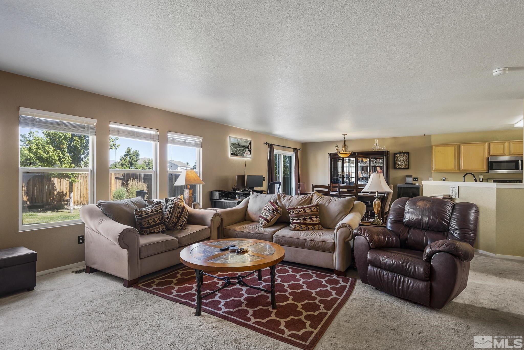 9575 Autumn Leaf Way Reno, NV 89506 - Photo 8 of 18 Photo 8