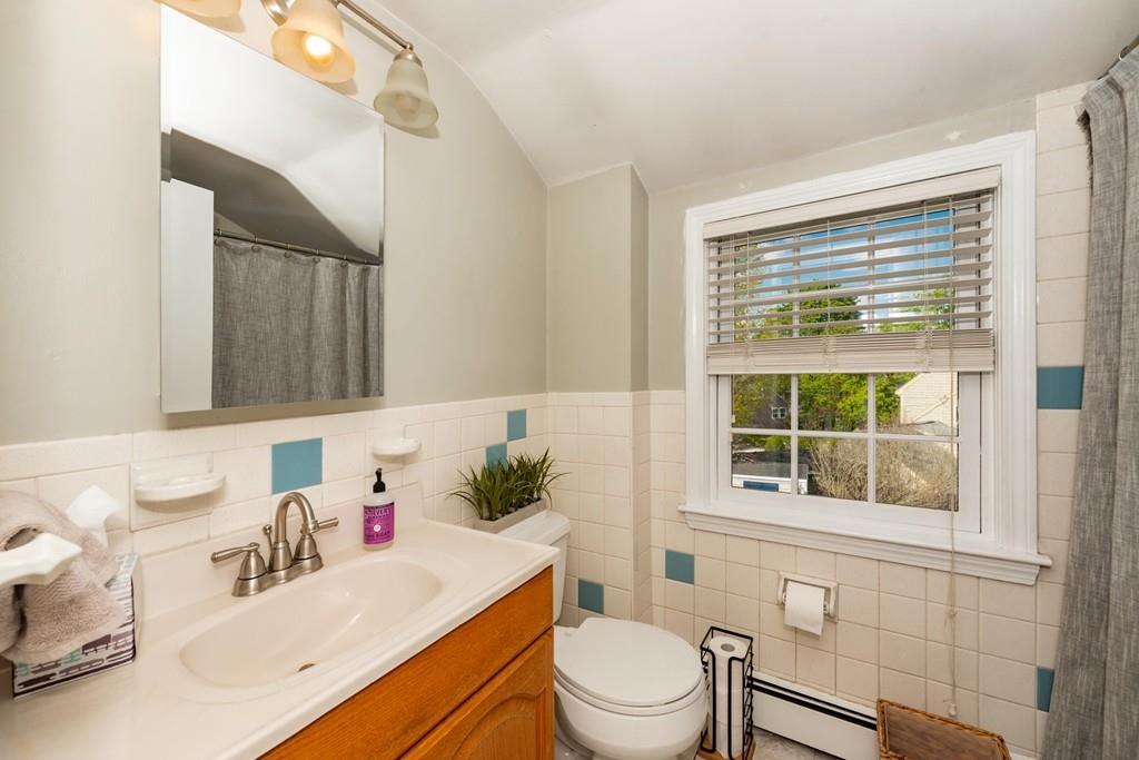 22 Weyham Road Weymouth, MA 02191 - Photo 17 of 21 Gallery Image 17