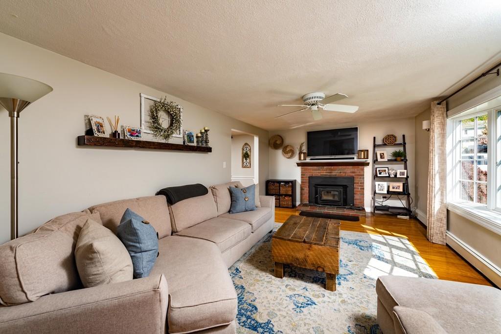22 Weyham Road Weymouth, MA 02191 - Photo 8 of 21 Gallery Image 8