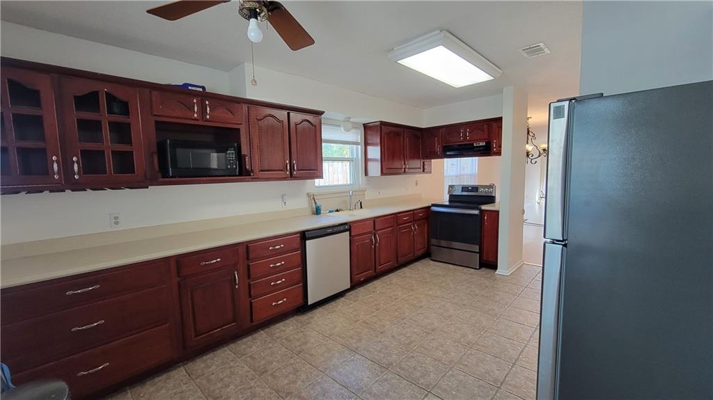 201 Putters Lane Slidell, LA 70460 - Photo 3 of 13