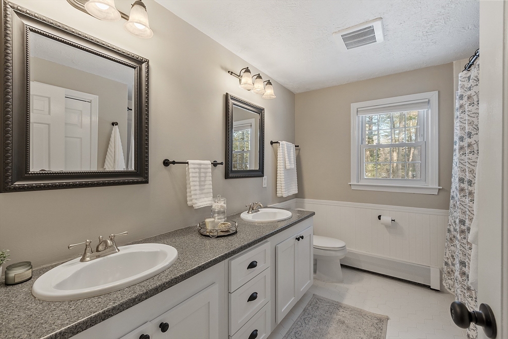 27 Forest Road Acton, MA 01720 - Photo 32 of 42