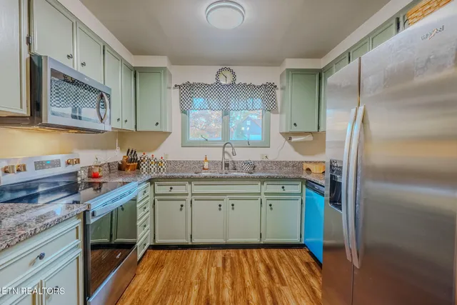 $469,000 | 320 Birchwood Lane, Sevierville, TN 37862