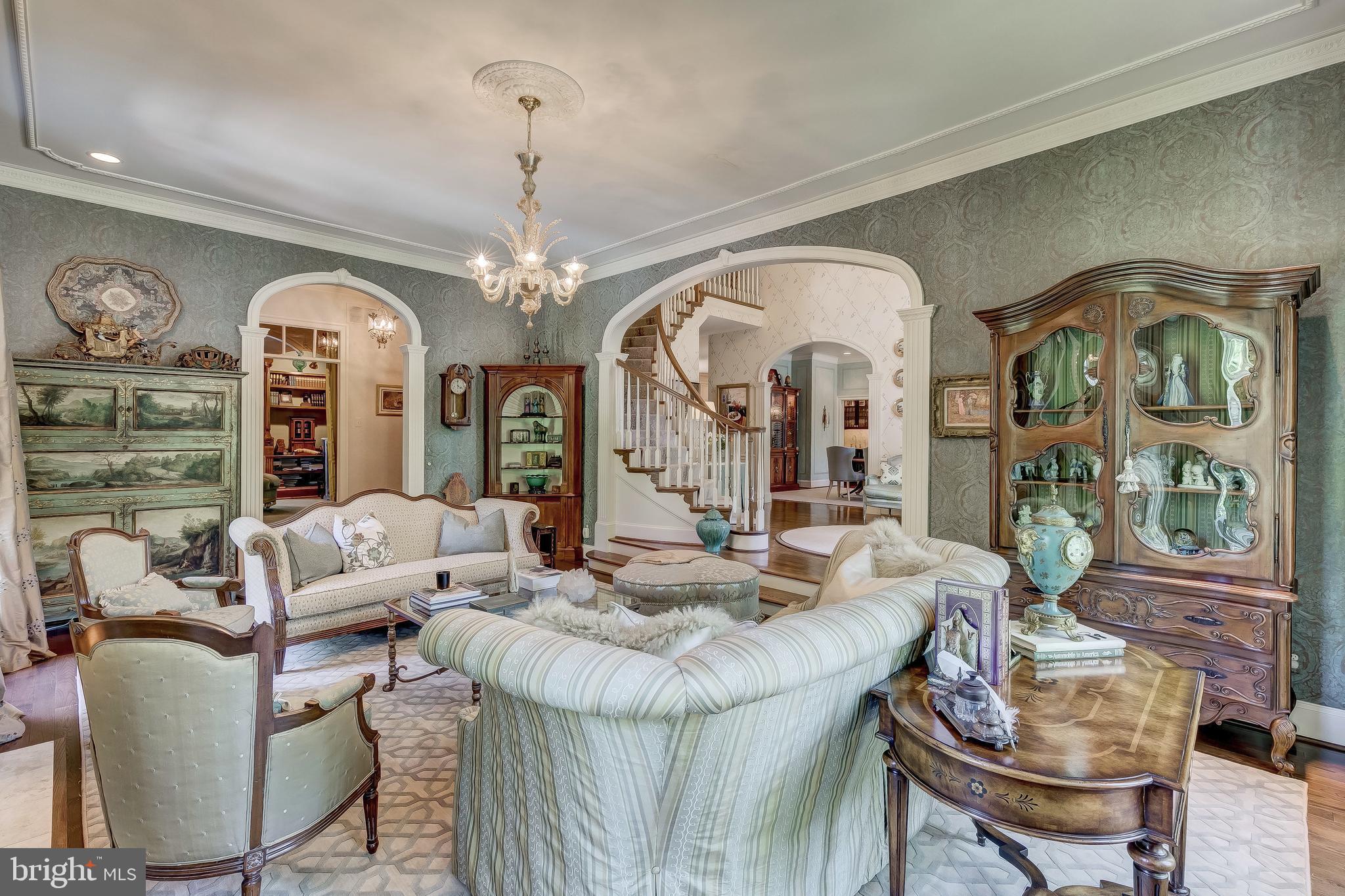 12333 Michaelsford Road Cockeysville, MD 21030 - Photo 8 of 82 Living Room