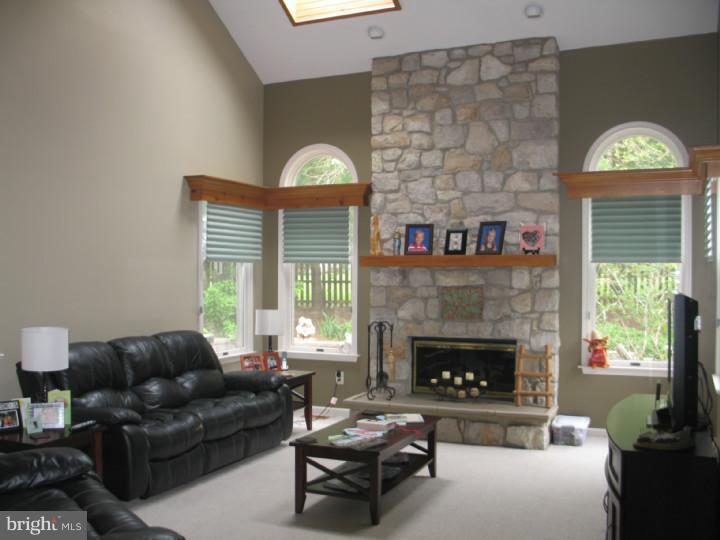 334 Windy Run Road Doylestown, PA 18901 - Photo 14 of 24 Family Room